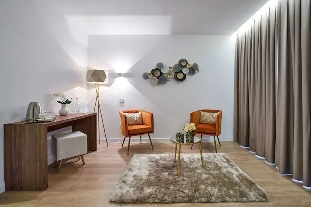 Tek Büyük veya İki Ayrı Yataklı Oda