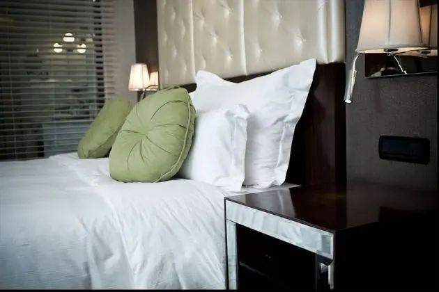 Premium Oda, 1 En Büyük (King) Boy Yatak