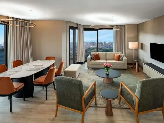 Deluxe Three Bedroom Suite