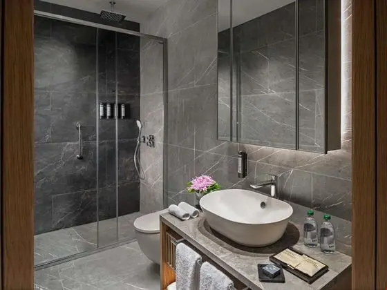 Deluxe Three Bedroom Suite