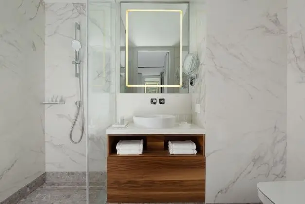 Executive Tek Büyük Yataklı Oda, 1 Çift Kişilik Yatak, Şehir Manzaralı (High Floor)