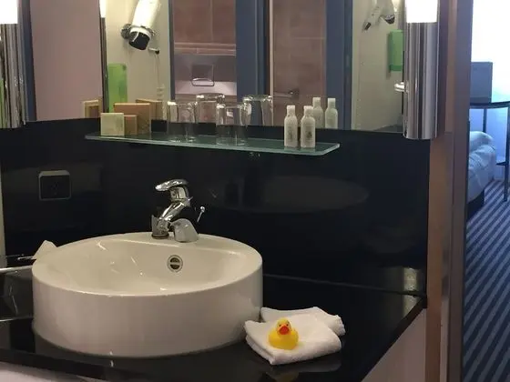Classic İki Ayrı Yataklı Oda, 2 Tek Kişilik Yatak (Room&Bathroom renovation in 2020)