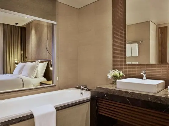 Studio Sea View King Room with Balcony