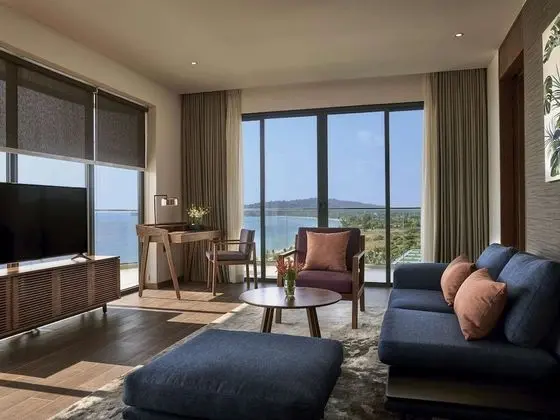 Süit, Balkon, Deniz Manzaralı