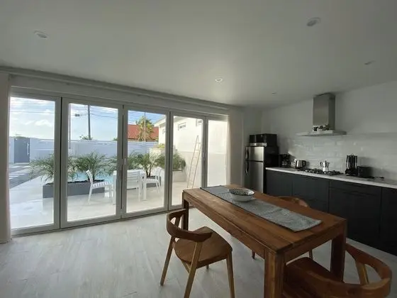 Apart Daire, Banyolu/Duşlu, Havuz Manzaralı (Pool View)