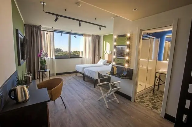 Deluxe Tek Büyük veya İki Ayrı Yataklı Oda