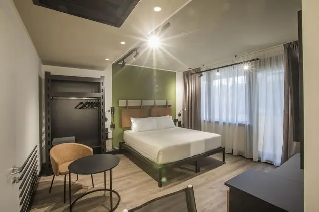 Superior Tek Büyük veya İki Ayrı Yataklı Oda, Balkon