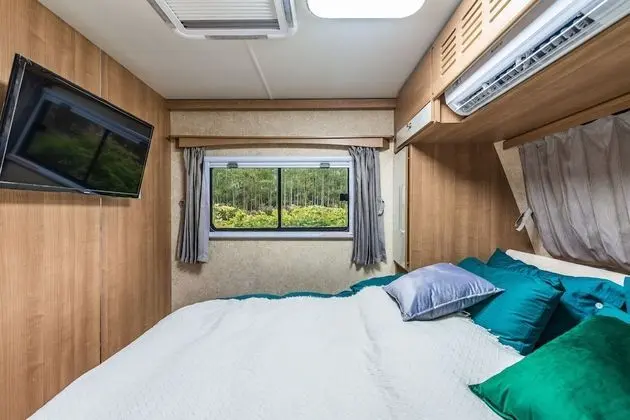 Elite Karavan