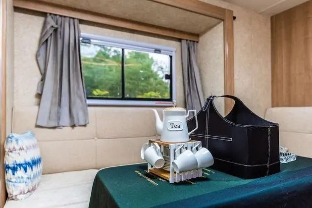 Elite Karavan