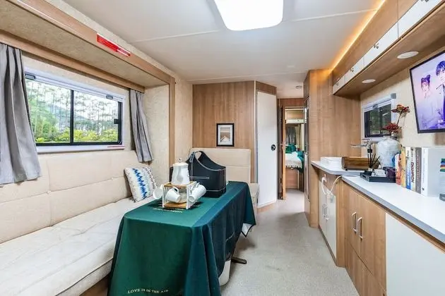 Elite Karavan