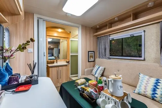 Exclusive Karavan