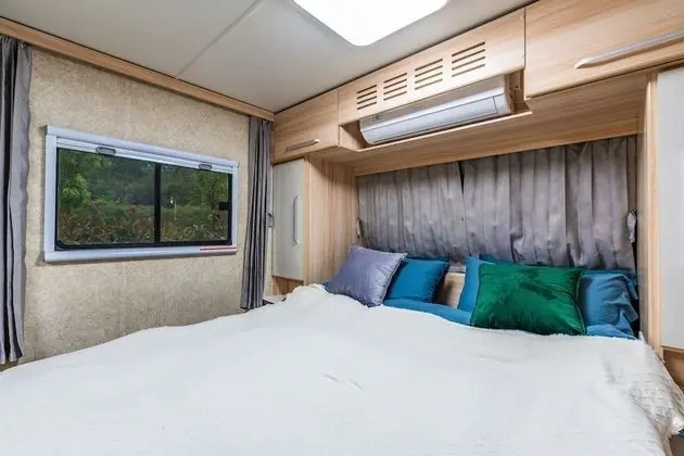 Exclusive Karavan