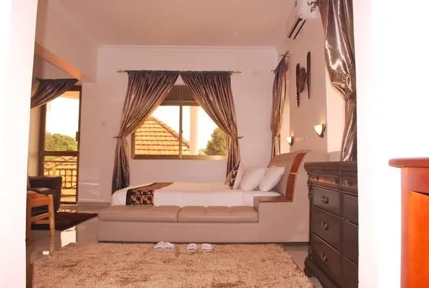 Deluxe Tek Büyük Yataklı Oda