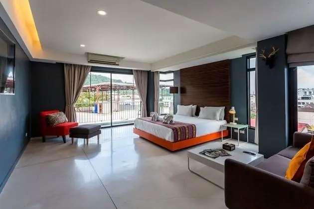 Ultra, 1 King Bed