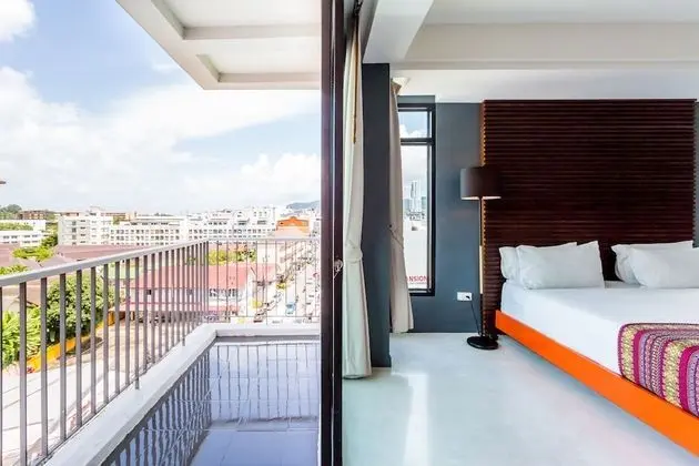 Ultra, 1 King Bed