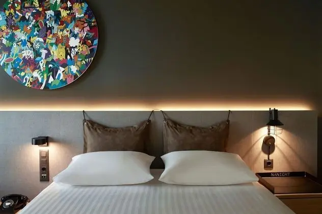 Room, 1 Queen Bed, Non Smoking, City View (Center Stage)