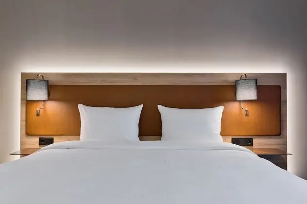 Oda, 1 Büyük (Queen) Boy Yatak, Sigara İçilmez