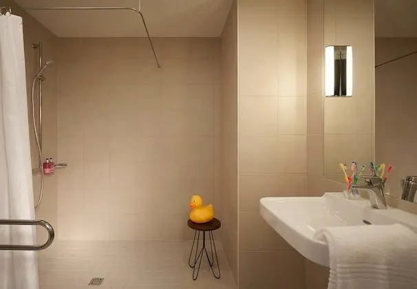 Family Oda, 1 Büyük (Queen) Boy Yatak ve Çekyat