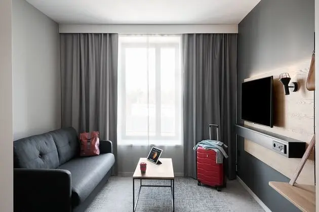 Family Oda, 1 Büyük (Queen) Boy Yatak ve Çekyat, Sigara İçilmez