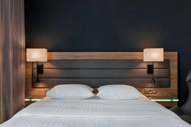 Oda, 1 Büyük (Queen) Boy Yatak, Sigara İçilmez, Şehir Manzaralı (Moxy Sleeper)
