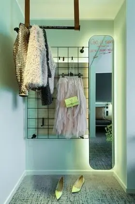 Oda, 1 Büyük (Queen) Boy Yatak, Sigara İçilmez (Moxy Sleeper)