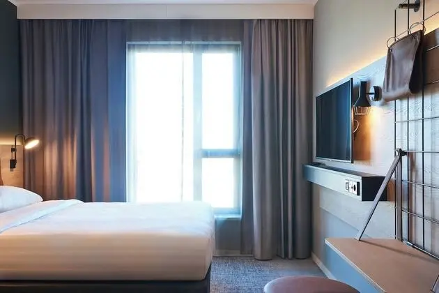 Oda, 1 Büyük (Queen) Boy Yatak, Sigara İçilmez (Moxy Sleeper)