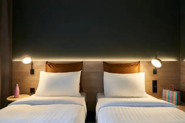 Oda, 2 Tek Kişilik Yatak, Sigara İçilmez (Double Moxy Sleeper)