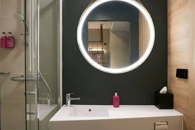 Oda, 2 Tek Kişilik Yatak, Sigara İçilmez (Double Moxy Sleeper)