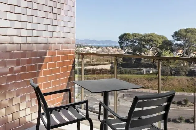 Tek Büyük Yataklı Oda, 1 Büyük (Queen) Boy Yatak, Sigara İçilmez, Balkon
