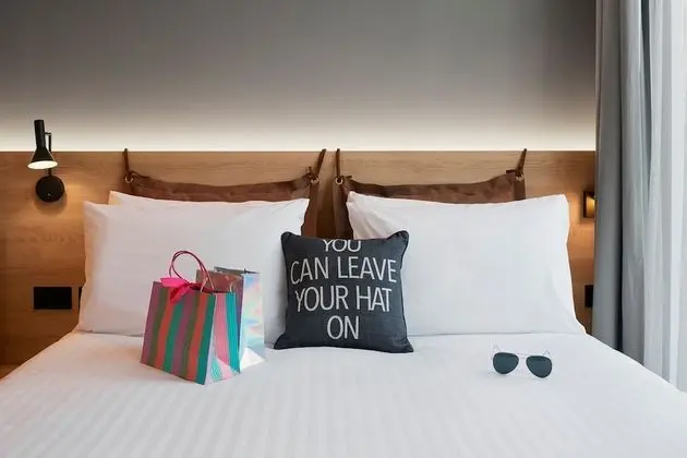 Oda, 1 En Büyük (King) Boy Yatak, Sigara İçilmez (Moxy Sleeper)
