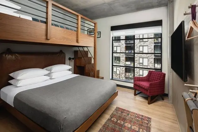 Çatı Katı (Loft), Sigara İçilmez