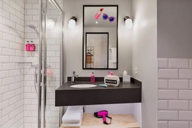 Oda, 2 Tek Kişilik Yatak, Sigara İçilmez (Moxy Sleeper)