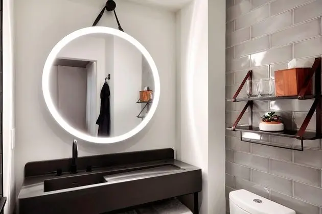 Oda, 1 Büyük (Queen) Boy Yatak (Mobility Accessible, Roll-In Shower)