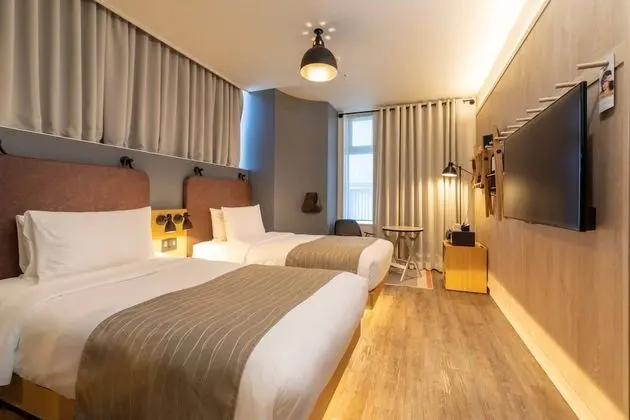 Oda, 2 Tek Kişilik Yatak, Sigara İçilmez (Moxy Sleeper)