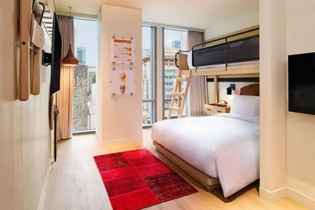 Çatı Katı (Loft), 1 Büyük (Queen) Boy Yatak, Sigara İçilmez