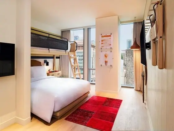 Çatı Katı (Loft), 1 Büyük (Queen) Boy Yatak, Sigara İçilmez