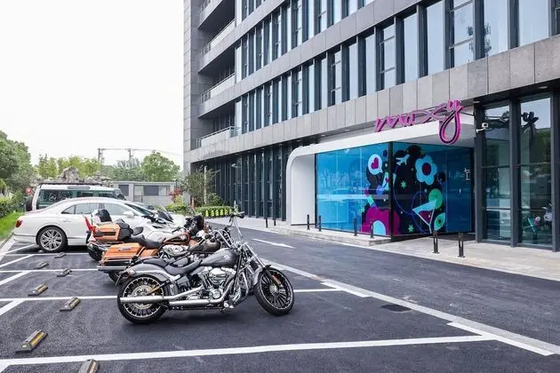 Oda, 1 En Büyük (King) Boy Yatak, Sigara İçilmez, Şehir Manzaralı