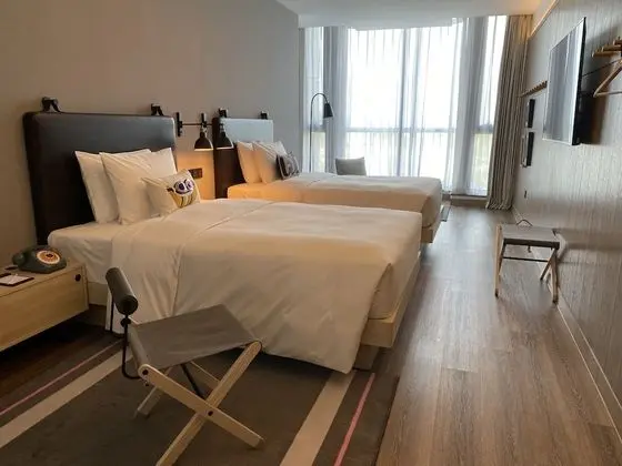 Oda, 2 Çift Kişilik Yatak, Sigara İçilmez, Şehir Manzaralı