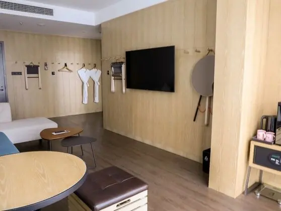 Junior Süit, 1 En Büyük (King) Boy Yatak, Sigara İçilmez, Şehir Manzaralı