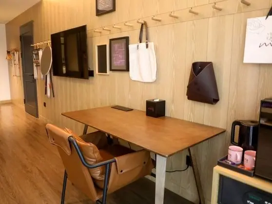 Oda, 1 En Büyük (King) Boy Yatak, Sigara İçilmez, Şehir Manzaralı