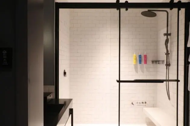 Standard Oda, 1 En Büyük (King) Boy Yatak, Sigara İçilmez, Şehir Manzaralı