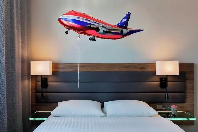 Oda, 1 Büyük (Queen) Boy Yatak (MOXY Sleeper)