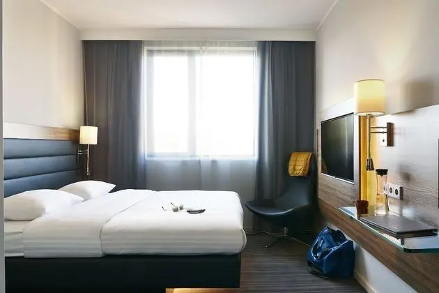 Oda, 1 Büyük (Queen) Boy Yatak, Sigara İçilmez (Moxy Sleeper)