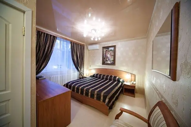 Comfort Tek Büyük Yataklı Oda