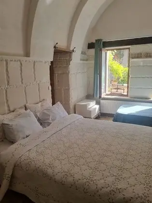 Comfort Üç Kişilik Oda, Bahçe Manzaralı, Zemin Kat