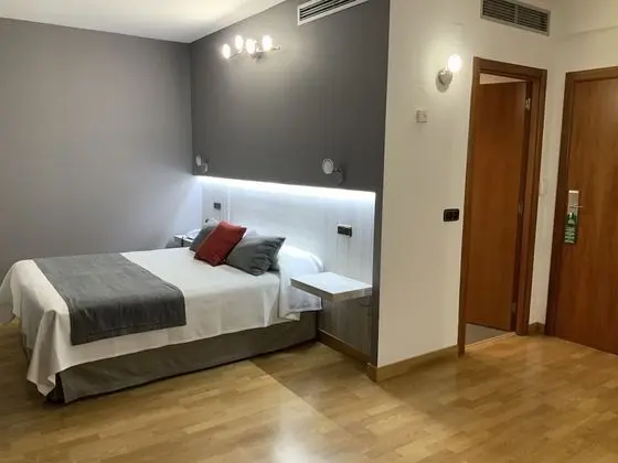 Superior Oda (2 adults and 1 child)