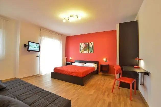 Comfort Dört Kişilik Oda, 1 Büyük (Queen) Boy Yatak ve Çekyat (Music Room)