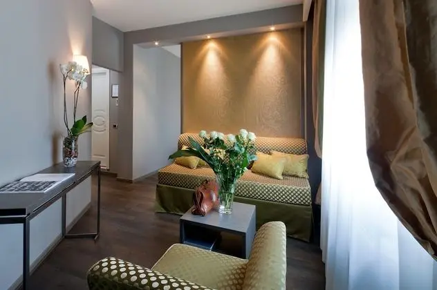 Junior Süit, 1 En Büyük (King) Boy Yatak (Double Sofa Bed for 2 children)