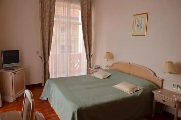 1 Çift Kişilik Veya 2 Tek Kişilik Yatak Standard