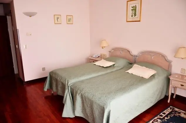 1 Çift Kişilik Veya 2 Tek Kişilik Yatak Standard